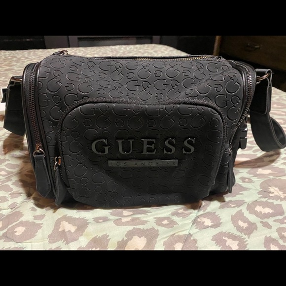 New without tag guess bag - Picture 2 of 2